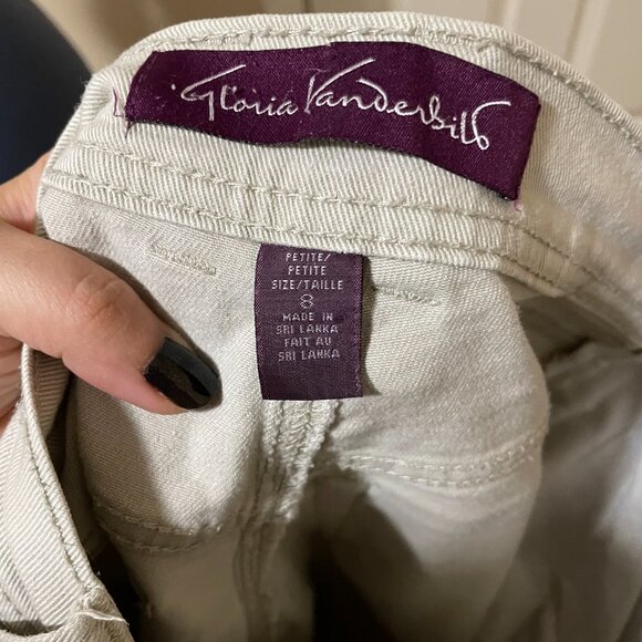 Gloria Vanderbilt | Stretchy White Pants - Picture 4 of 4